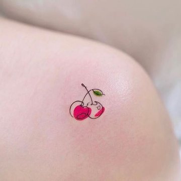 Tatuaż "Wiśnia"