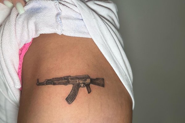 Tatuaż AK-47