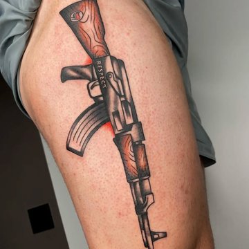 Tatuaż AK-47
