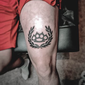 tatuaż Kastet znaczenie wzór