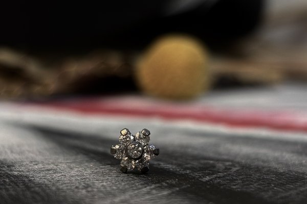 Kolczyki i piercing z tytanu