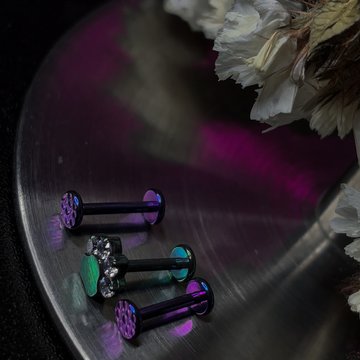 Anodowanie biżuterii do piercingu
