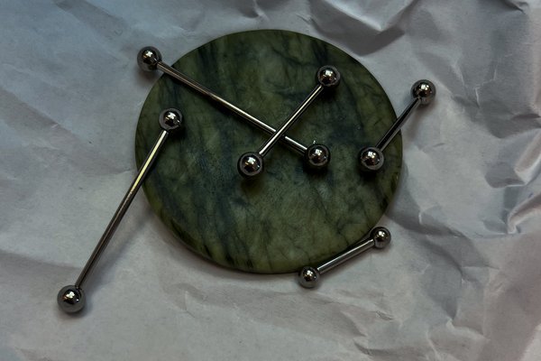 Kolczyki i piercing z tytanu