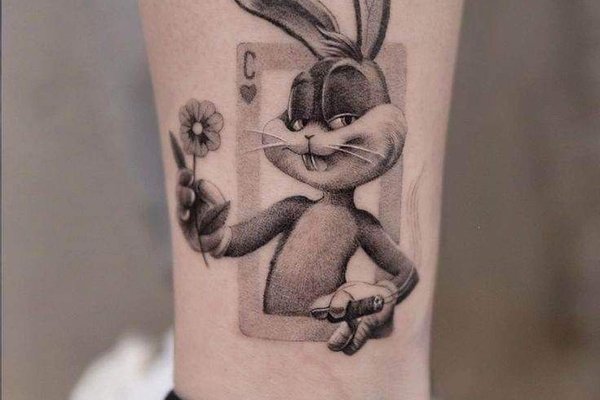 Tatuaż Królik Bugs