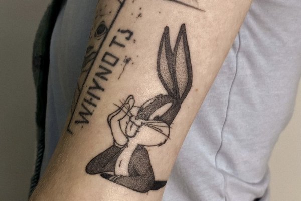 Tatuaż Królik Bugs