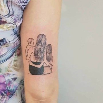 tatuaż Mama i Dzieci znaczenie wzór