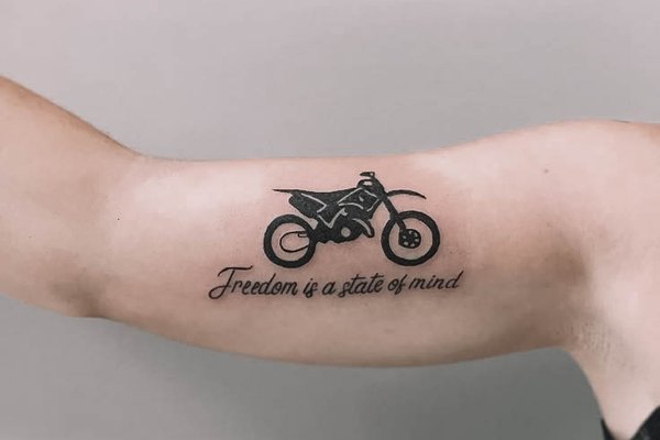 tatuaż Motor znaczenie wzór