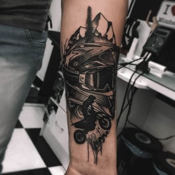 tatuaż Motor znaczenie wzór