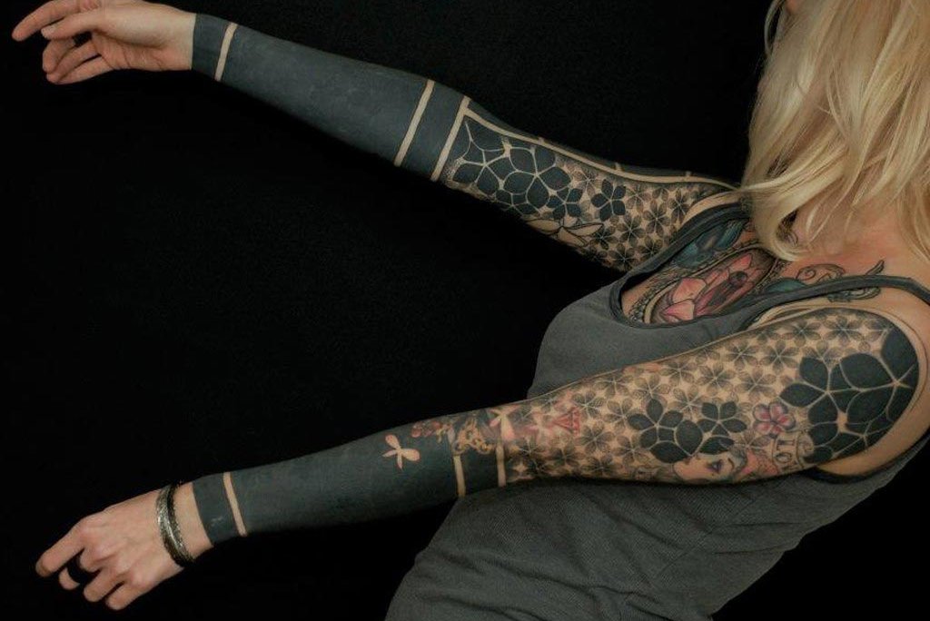 Blackwork sketch tattoo
