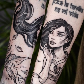 Tatuaż Pocahontas z wiatrem we włosach