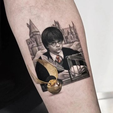 realistyczny tatuaż 3D z wizerunkiem Harry’ego Pottera