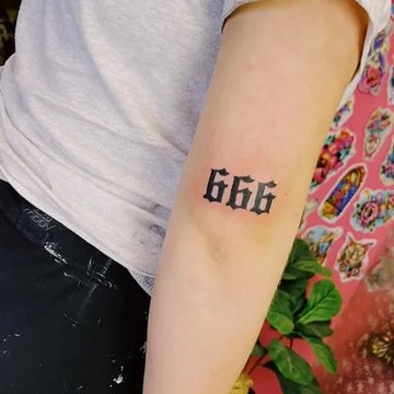 Klasyczne cyfry 666