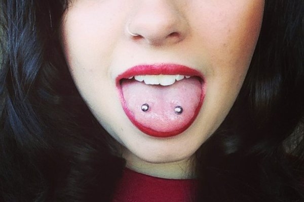 venom piercing u kobiet