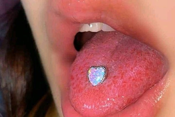 jak wygląda venom piercing