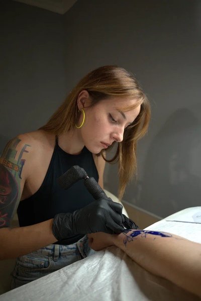 ava