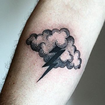 Tatuaż błyskawica