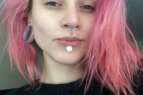 dahlia piercing dla kobiet