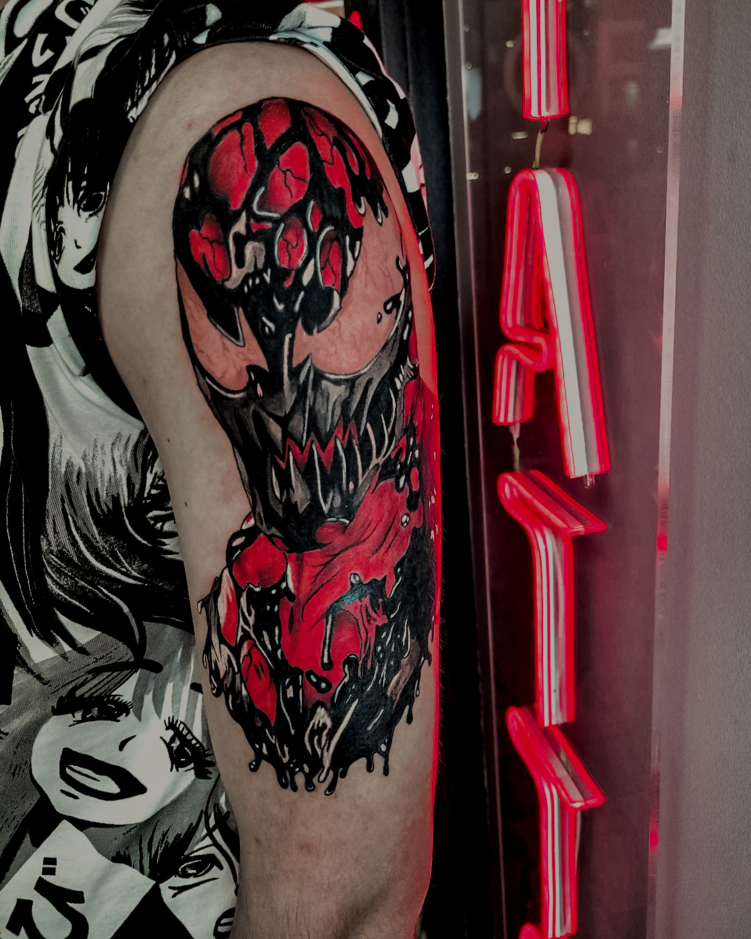 Tattoo uploaded by Robert Davies • Carnage Tattoo by Benjamin Laukis  #CarnageTattoos #SpiderManTattoo #SpiderManTattoos #SpiderMan  #MarvelTattoos #ComicTattoos #ComicBook #SuperVillains #BenjaminLaukis •  Tattoodo